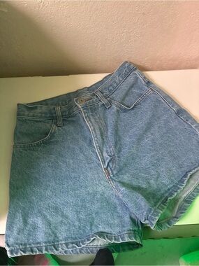 5/$35🐛 Source Unknown Light Blue High-Waist Denim Shorts